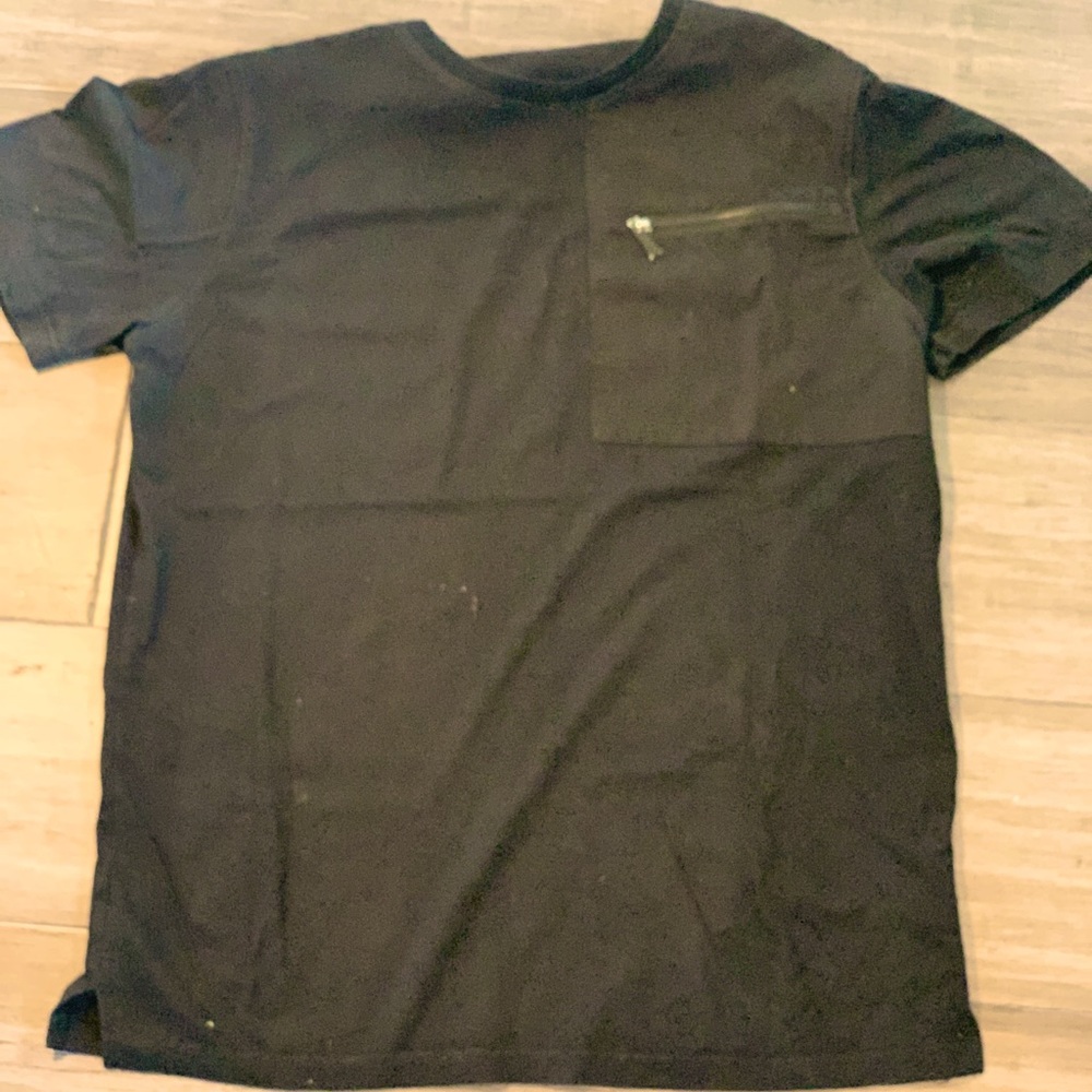 Casual mens black T -shirt